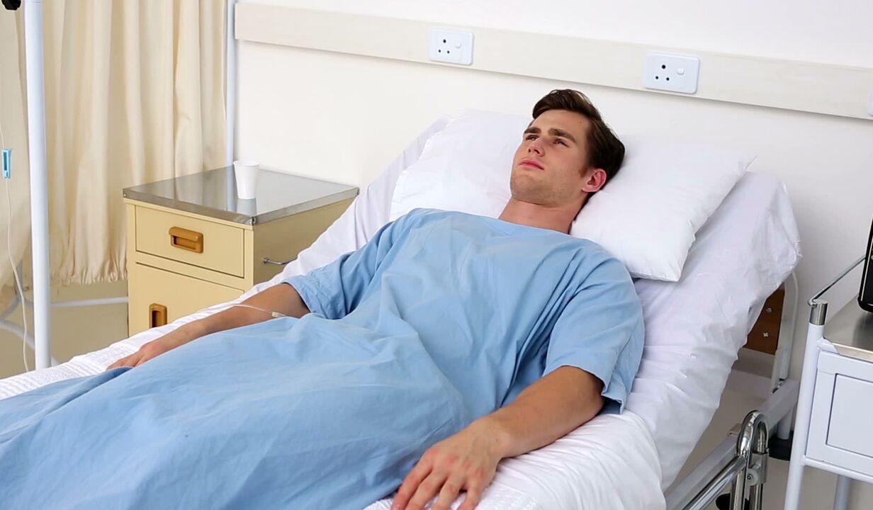 A pénisznagyobbító műtét után a férfinak ágyban kell maradnia